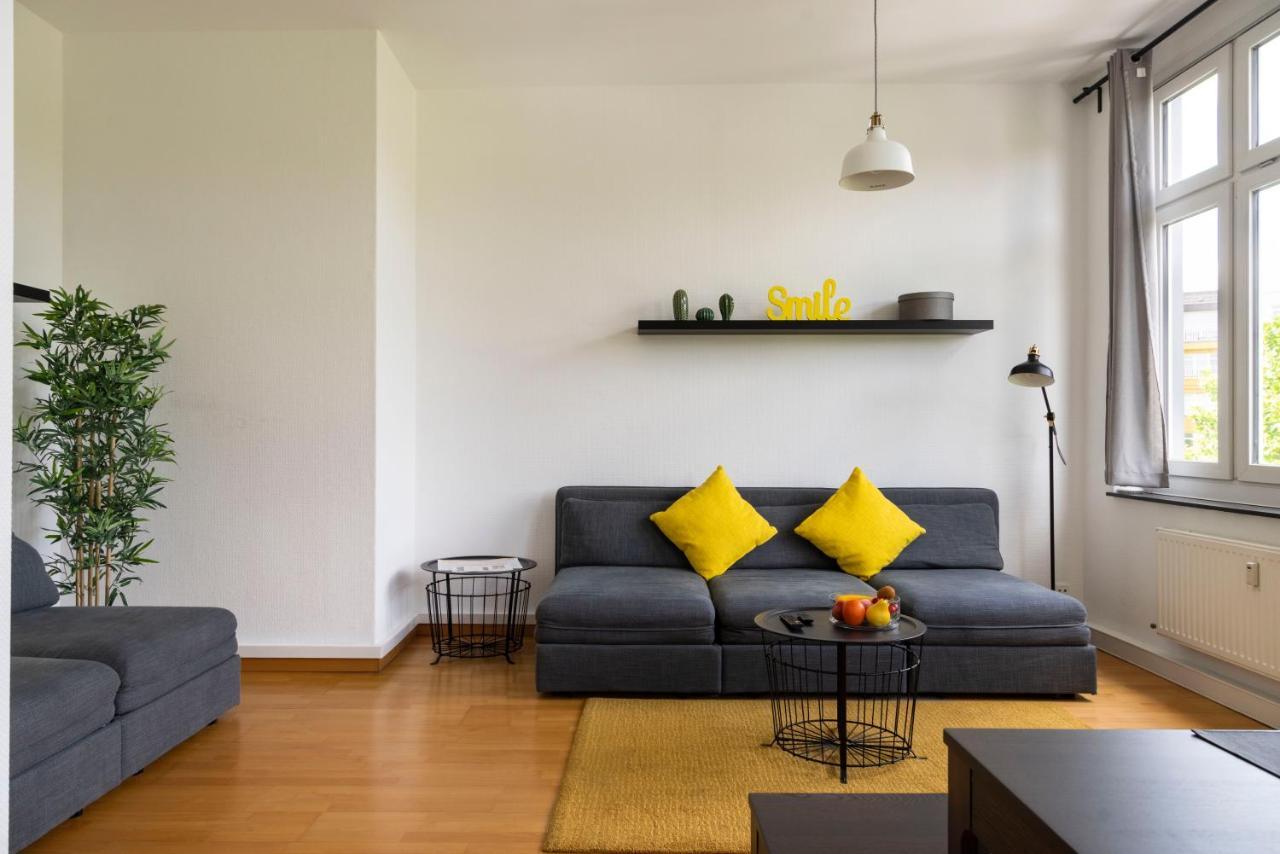 Central +3Br +Big Living Room Next To U-Station Берлин Экстерьер фото
